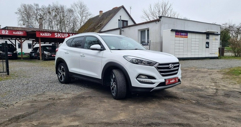 Hyundai Tucson cena 61900 przebieg: 174000, rok produkcji 2016 z Kamieńsk małe 211